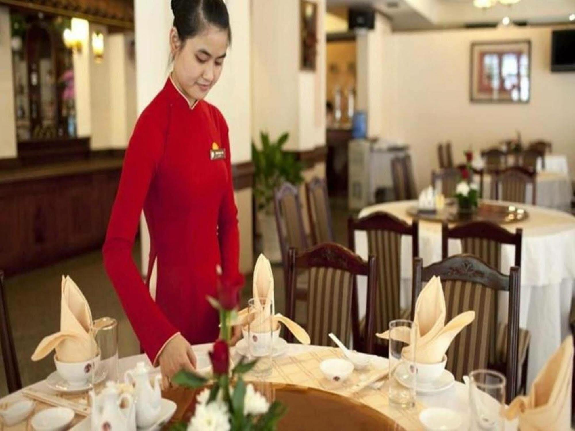 Tan Son Nhat 2 Hotel Πόλη Χο Τσι Μινχ Εξωτερικό φωτογραφία
